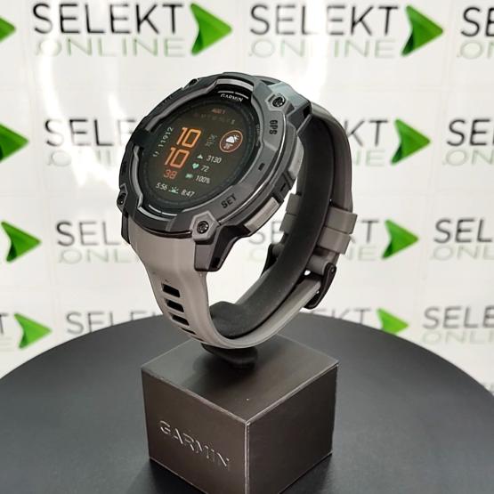 Garmin Instinct 3 50mm AMOLED Czarny z paskiem w kolorze Charcoal grafitowym [010-03020-00] (2)