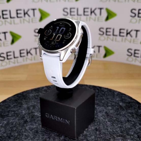 Garmin Fenix 8 - 43mm, ekran AMOLED, Standard, Stal, Srebrny z paskiem białym Whitestone [010-02903-00] (2)